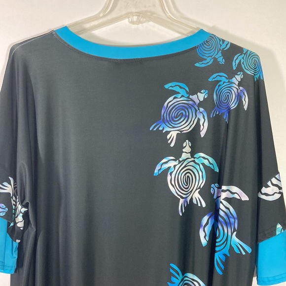 Lily by Firmiana Black w Blue Accent V Neck Top Size 3XL - Picture 7 of 8